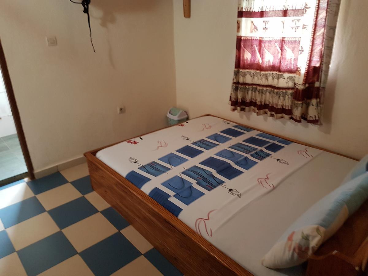 Bed and Breakfast Chez Therese Kpalime Екстер'єр фото